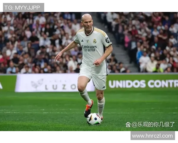 足球史上体型最为庞大的球星盘点及其独特魅力解析